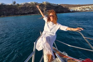 Morro Jable: passeio de barco para grupo privado. Comida e bebida.