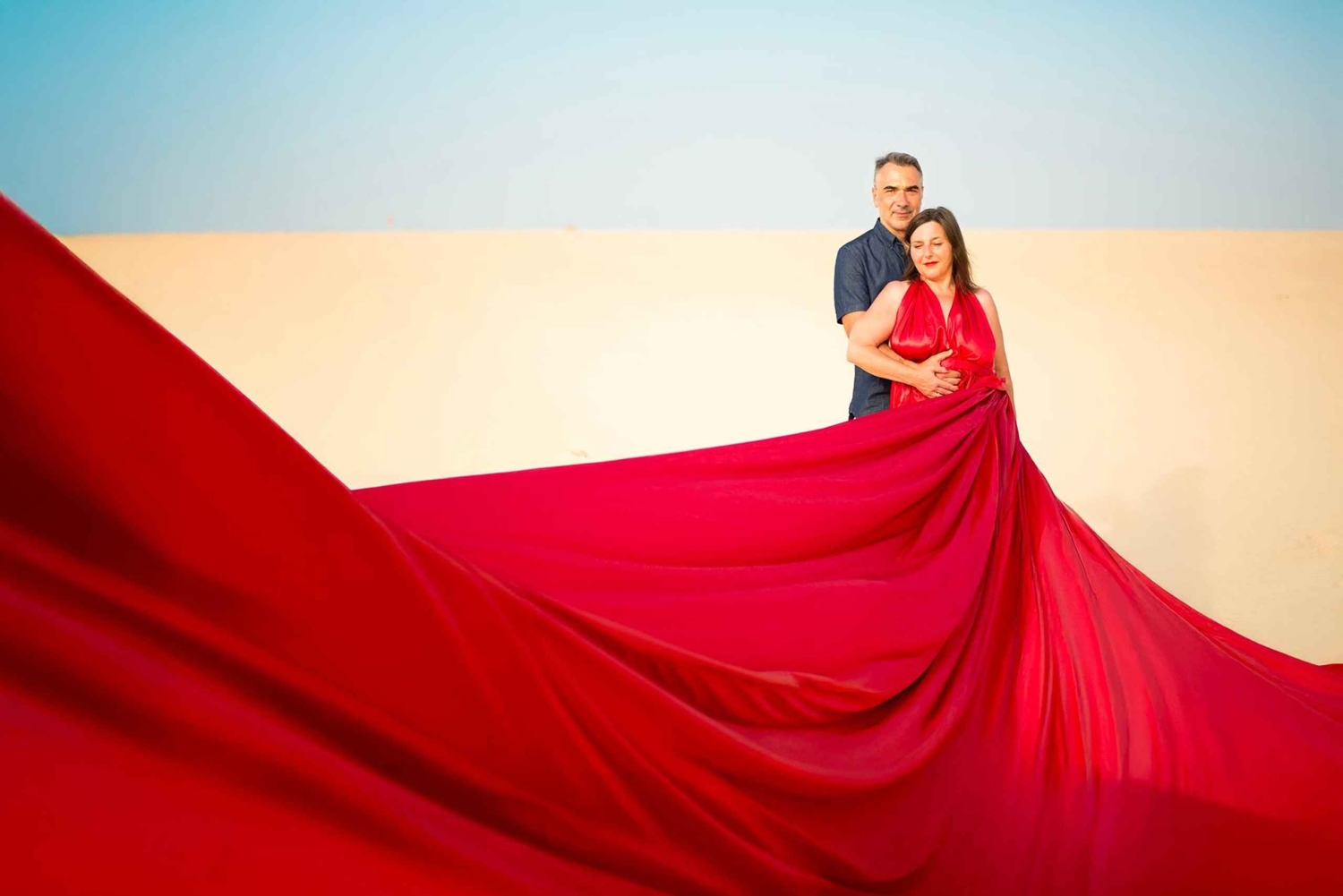 モロ・ハブレ＆コスタ・カルマ：フライングドレス写真＆ビデオセッション