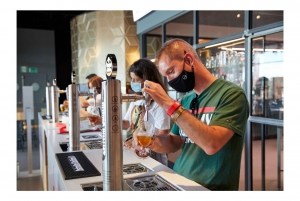 A Coruña: MEGA Beer Museum Tour with Beer and Cheese Tasting