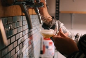 A Coruña: Private Walking Tour with Beer or Wine