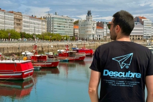 A Coruña: Private Walking Tour with Beer or Wine