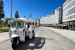A Coruña: VIP Tuk Tuk tour