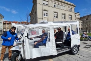 Откройте для себя Ла-Корунью: 60-минутный частный тур на тук-туке.