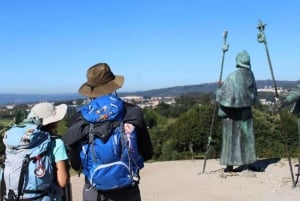 Desde Lisboa: excursión de un día a Santiago de Compostela con Fátima.