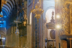 Desde Lisboa: excursión de un día a Santiago de Compostela con Fátima.