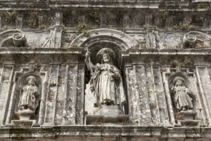 Desde Lisboa: excursión de un día a Santiago de Compostela con Fátima.