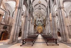 Desde Lisboa: excursión de un día a Santiago de Compostela con Fátima.