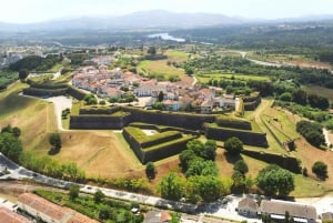Oporto: Tour privado Santiago Compostela & Valença do Minho