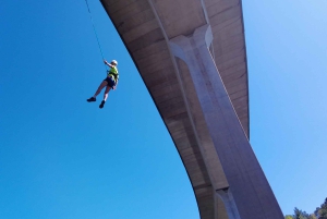 MELGAÇO: Salto pendular no rio Minho com a Ruta Aventura.