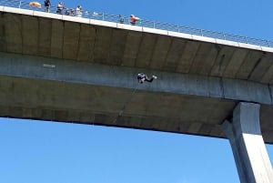 MELGAÇO: Salto pendular no rio Minho com a Ruta Aventura.