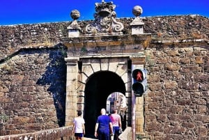 Oporto: Tour privado Santiago Compostela & Valença do Minho