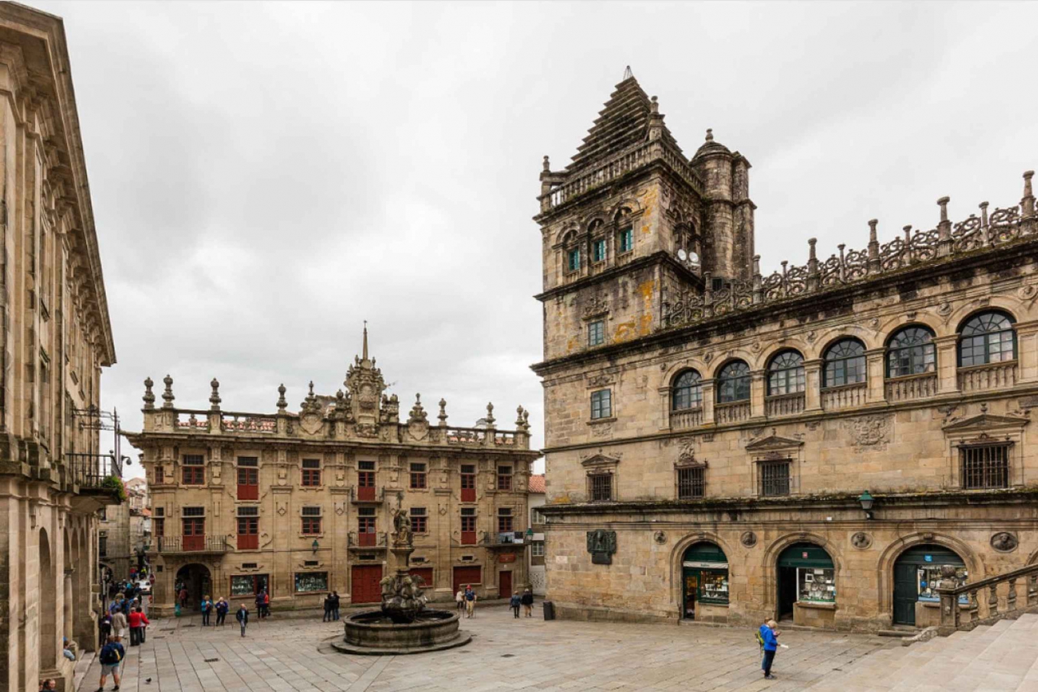 Porto: Privater Transfer nach Santiago da Compostela