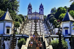 Tour religioso privato a Santiago Compostela e Braga