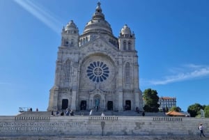 Premium Porto Santiago Compostela-tur med lunsj og vinsmaking