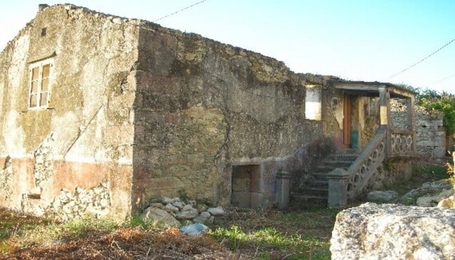 Property for Restoartion,Viladesuso