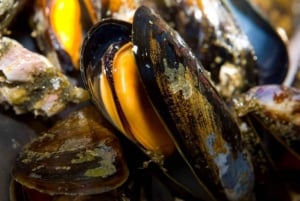 Ría de Arousa: Boat Ride to Mussel Farm with Tasting