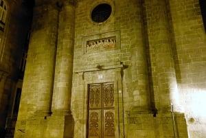 Santiago de Compostela: Terra di leggende e tour serale delle meighe