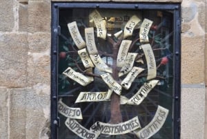 Santiago de Compostelan aarrejahti ja nähtävyydet Itseopastettu matkailu
