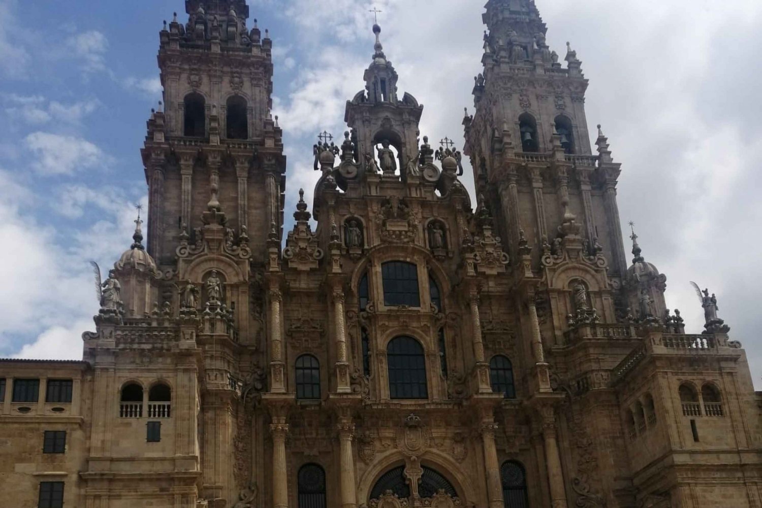 Santiago of Compostelan pyhiinvaellusmatka yksityinen kaikki sisältyy hintaan