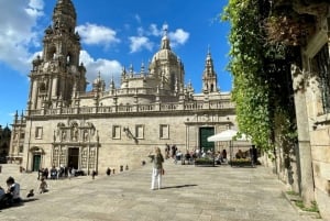 Santiago of Compostelan pyhiinvaellusmatka yksityinen kaikki sisältyy hintaan