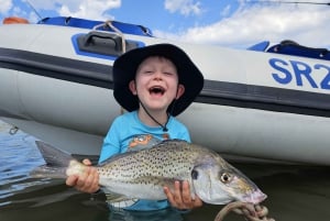 Knysna: Estuary Fishing Trip with Guide and Gear
