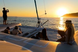 Knysna: Luksuriøst solnedgangscruise med grillmat fra kapteinen