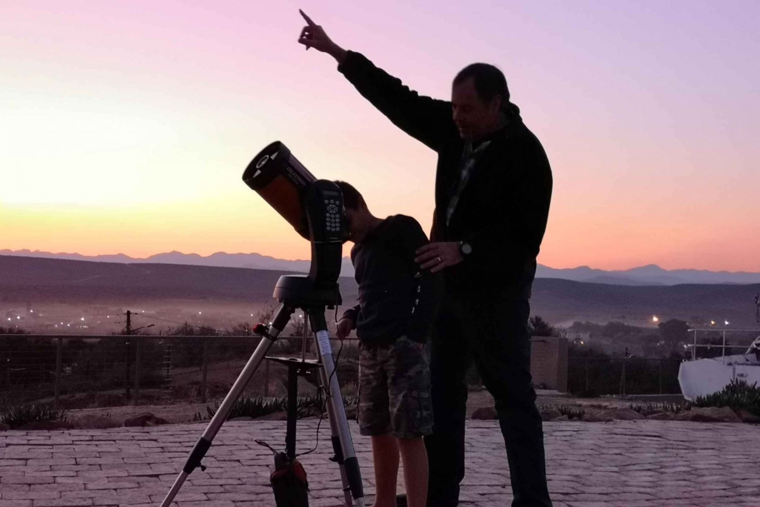 Oudtshoorn: Observación de estrellas con telescopio y guía