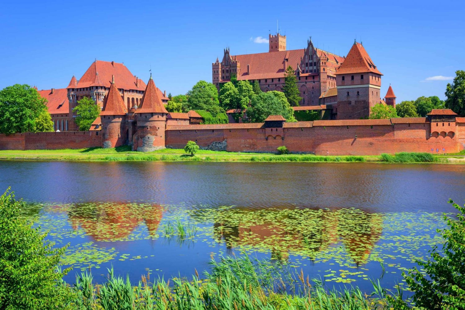 Malbork Castle Tour: 6-Hour Private Tour