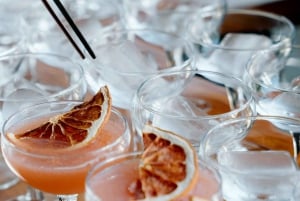 Lendas e Cocktails de Gdansk: Contos Históricos e Degustação