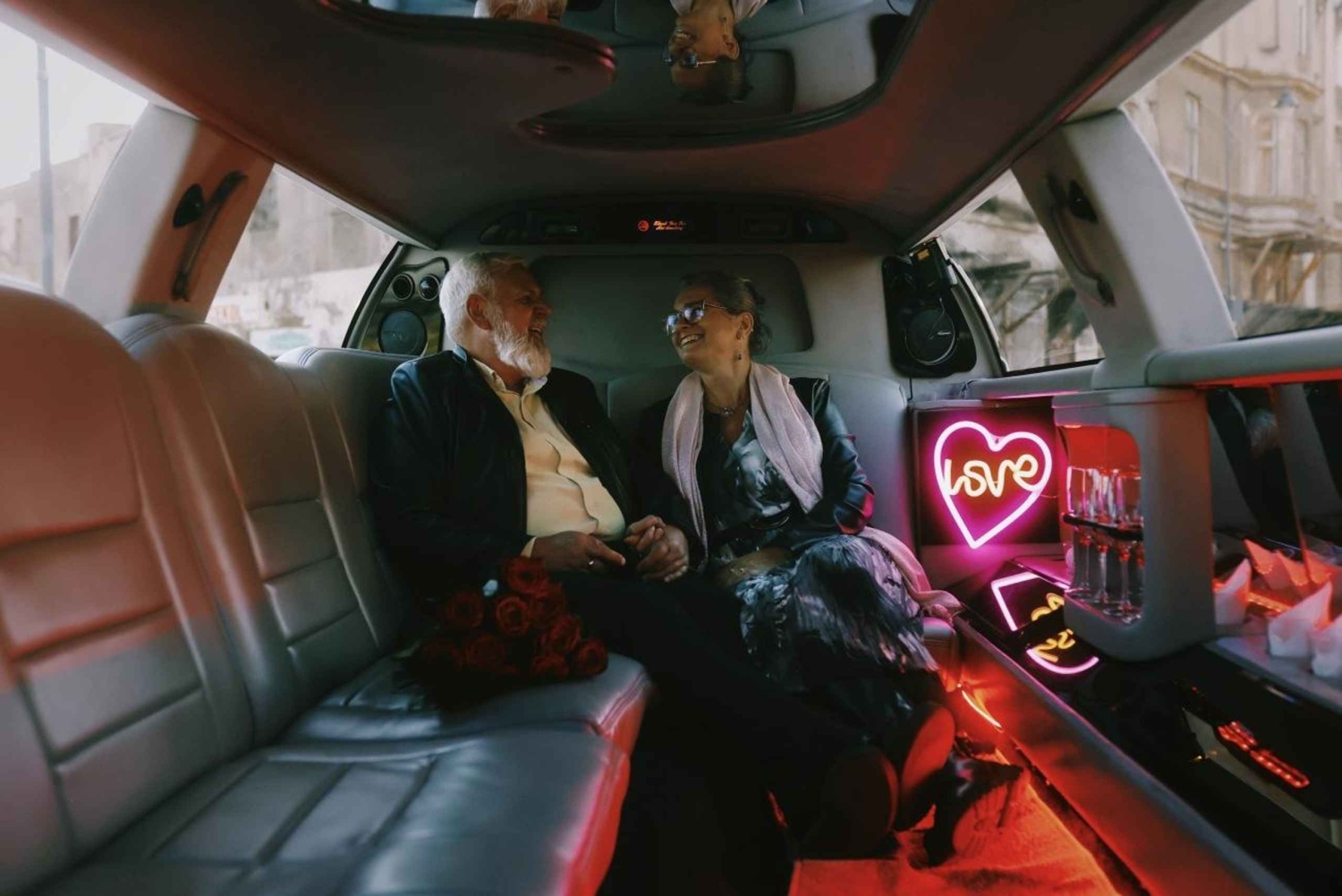 Gdańsk: Kvällstur till Malbork slott med limousine och vin