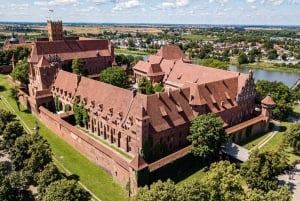 Gdansk : Visite du château de Malbork et de Westerplatte avec déjeuner local