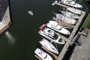 Gdańsk: Motlawa River Yacht Cruise