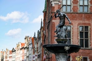 Gdańsk: Old Town Walking Tour with a Monk Guide
