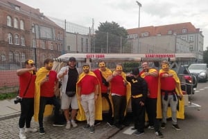 Gdańsk: PartyBus buggybussilla, alkoholijuomat sisältyvät hintaan ja huippuhauskaa