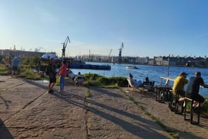 Gdańsk : visite privée à vélo de Wrzeszcz et du quartier des chantiers navals