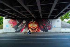 Gdańsk : visite privée à vélo de Wrzeszcz et du quartier des chantiers navals