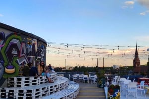 Gdańsk : visite privée à vélo de Wrzeszcz et du quartier des chantiers navals