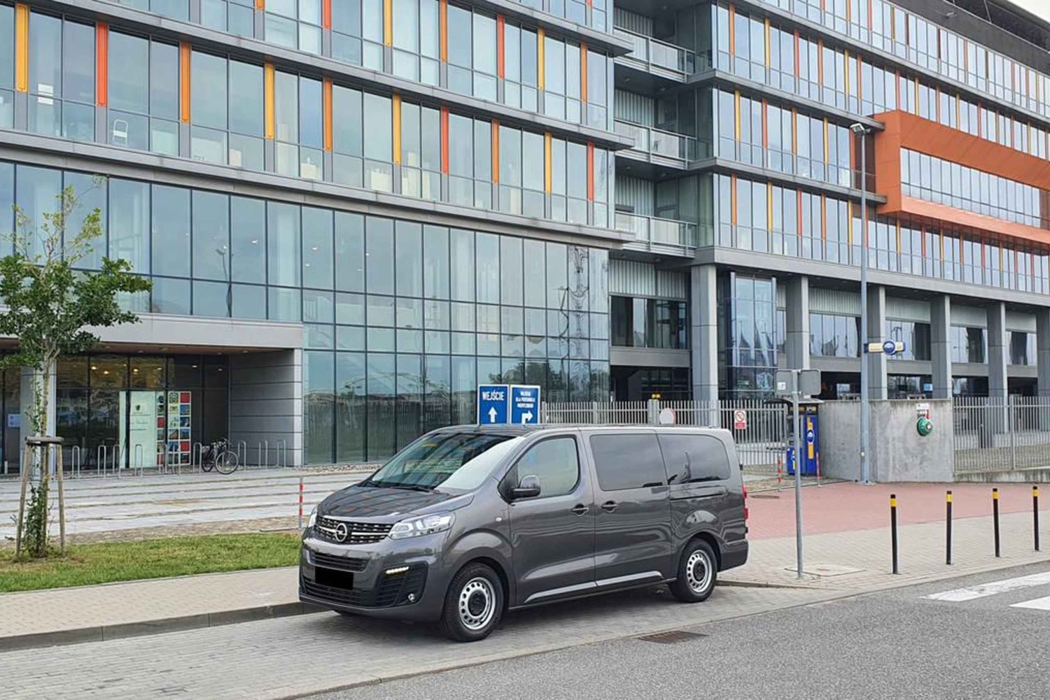 Prywatny transfer: Lotnisko Gdańsk (GDN) do/z centrum miasta