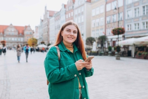 Retro Car Tour: Gdansk Viewpoint, Shipyard, Hidden Gems