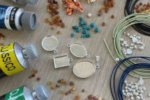 Gdansk: Jewelry Making Workshop with Amber