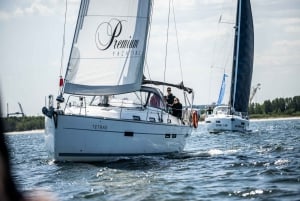 Sopot: Yacht Cruise Around the Bay with Welcome Drink