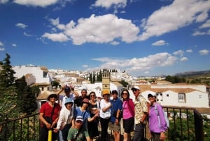 Kustnära vita byar och stränder privat tur från Sevilla