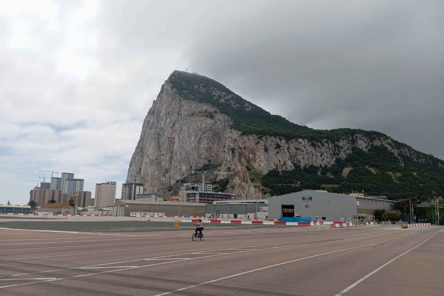 From Benalmadena: Guided Gibraltar Day Trip