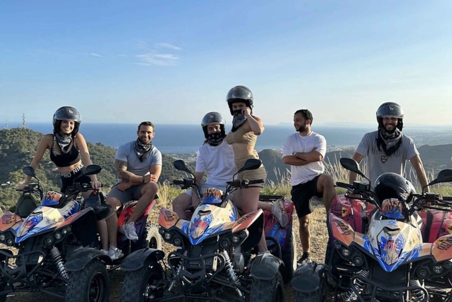 Marbella: passeio guiado em quadriciclo com vista para o mar e para as rochas de Gibraltar