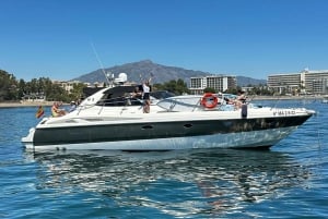 Marbella: Private Cruise in Yacht