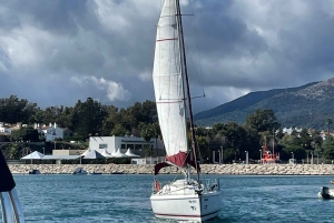 Segeltörn durch die Bucht von Gibraltar, Schiffe, Delfinbeobachtung, Tapas, Getränke