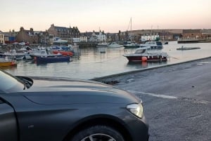 Edinburgh: Luxury Car and Driver Hire with Unlimited Mileage