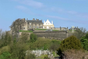 From Edinburgh: Stirling Castle, Loch Lomond & Whisky Tour