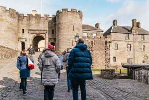 From Glasgow: Stirling Castle & Loch Lomond Tour with Cruise