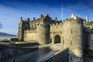 From Glasgow: Stirling Castle & Loch Lomond Tour